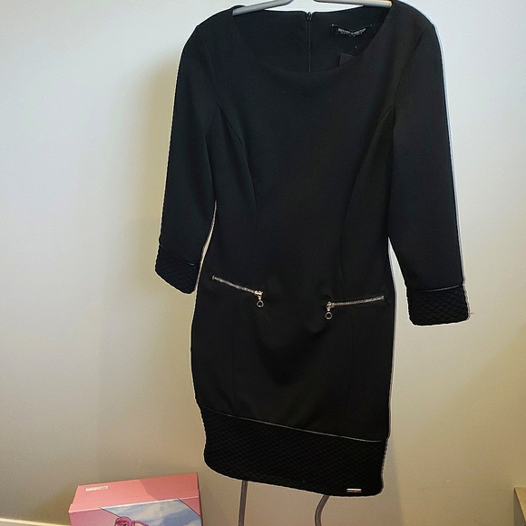 *NEW* Rina Scimento Dress🖤 - Picture 2 of 5